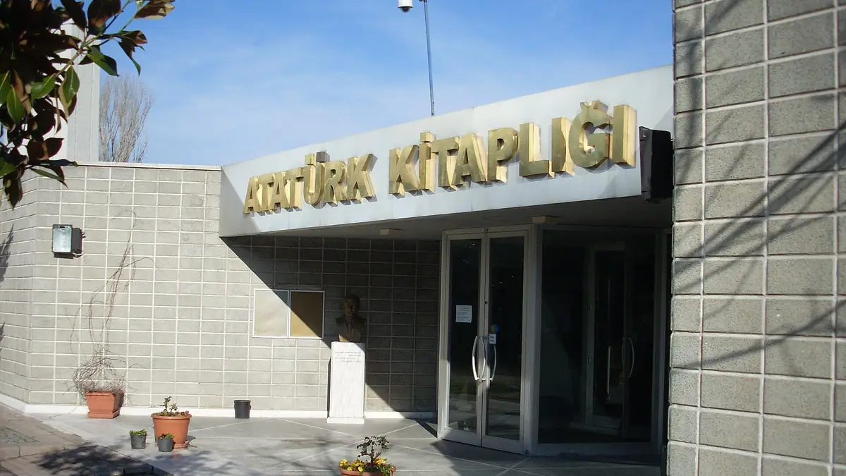 Atatürk Kitaplığı (Merkez Kütüphane), Beyoğlu