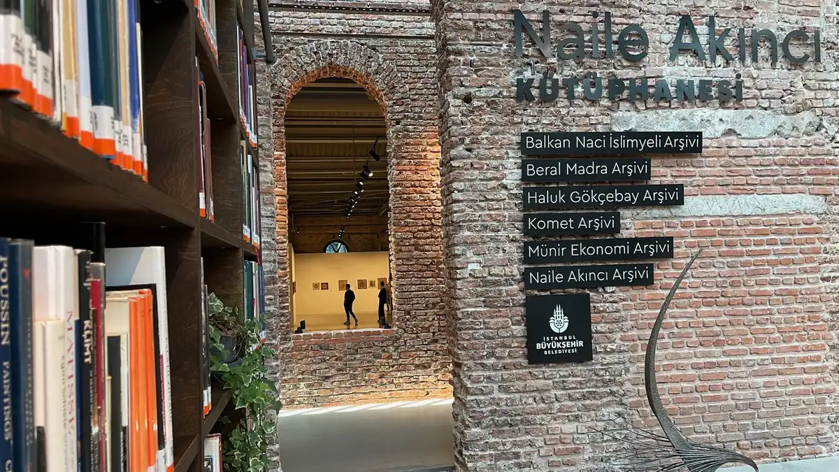 Naile Akıncı Kütüphanesi, Eyüpsultan