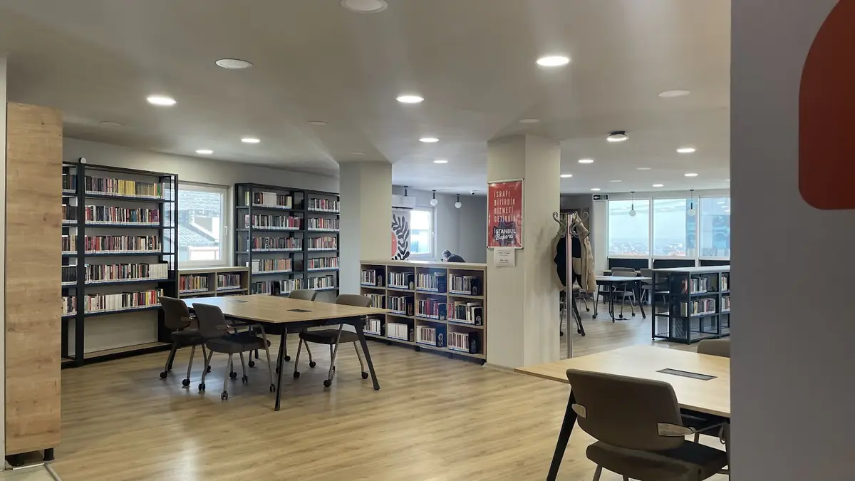 Salah Birsel Kütüphanesi, Üsküdar